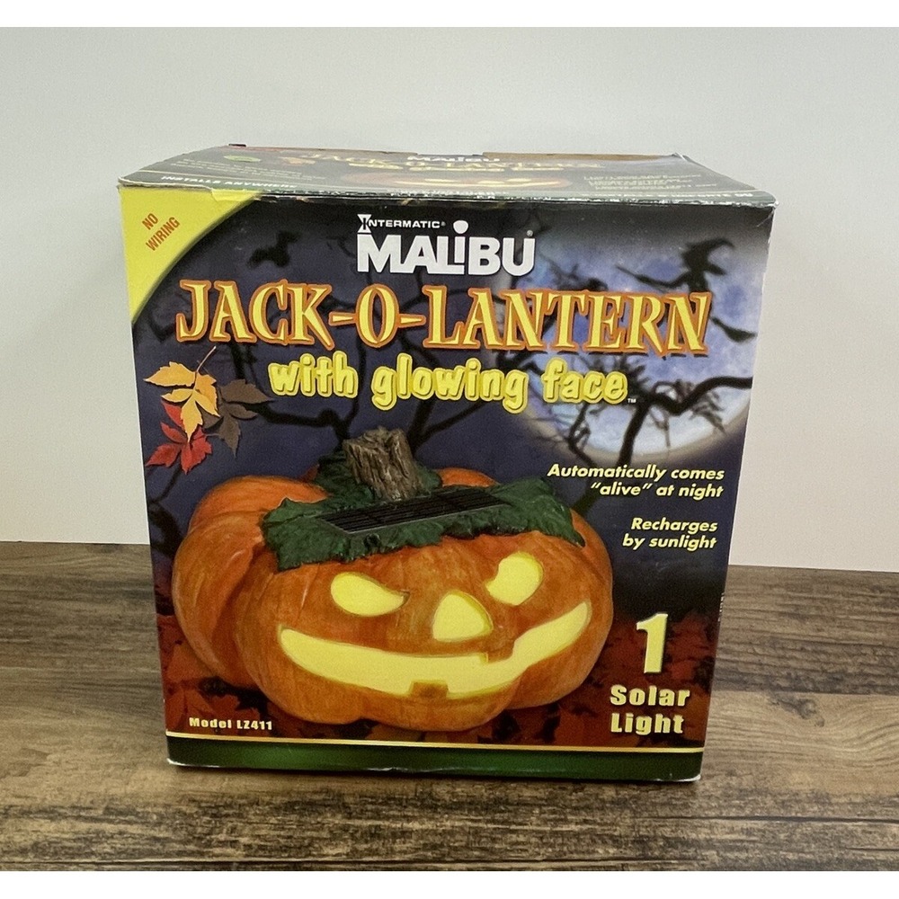 Jack O Lantern Pumpkin 9" Solar Power Glowing Face Prop IN BOX Malibu Brand